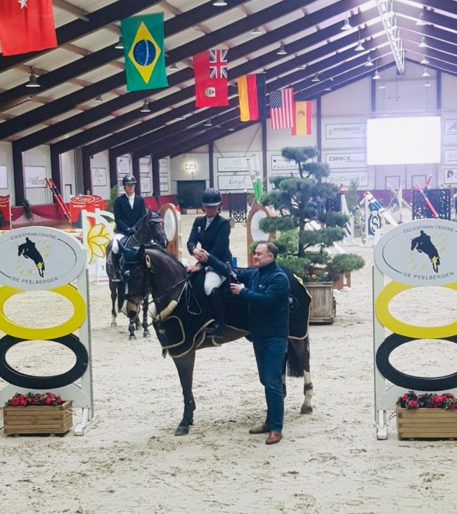 Hot Blue Bird winning 1 at Peelbergen January 2020